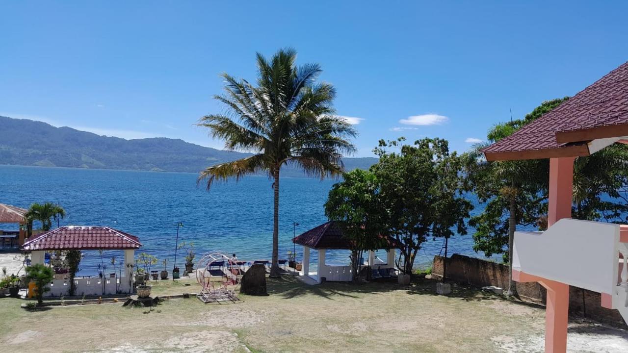 Hotel Barbara Tuk Tuk Buitenkant foto